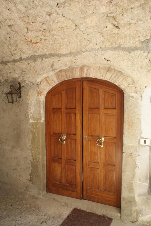 Ferienwohnung Casa Stefania Lorano Zimmer foto