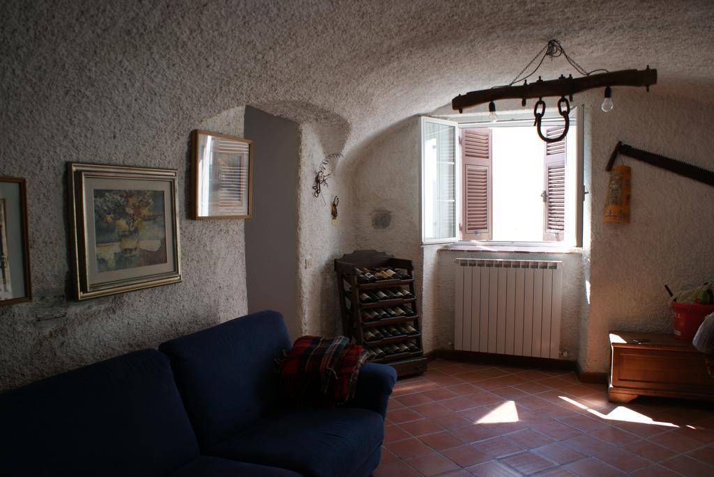 Ferienwohnung Casa Stefania Lorano Zimmer foto
